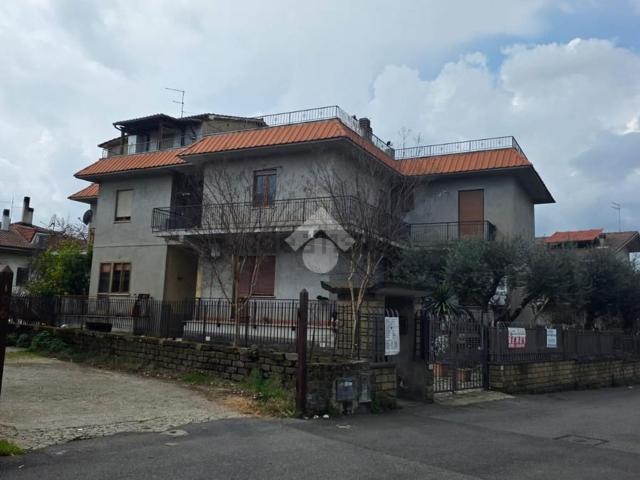 Appartamento in vendita a Nepi, Lazio