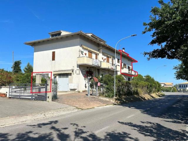 Appartamento in vendita a Cavalieri, Atri
