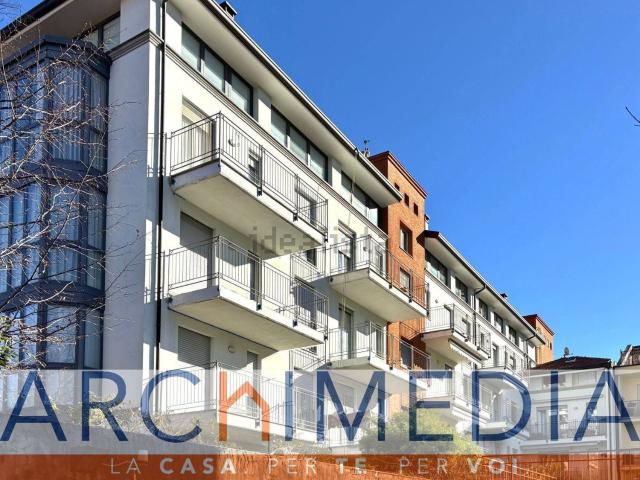 Appartamento in vendita a Biumo Superiore, Varese