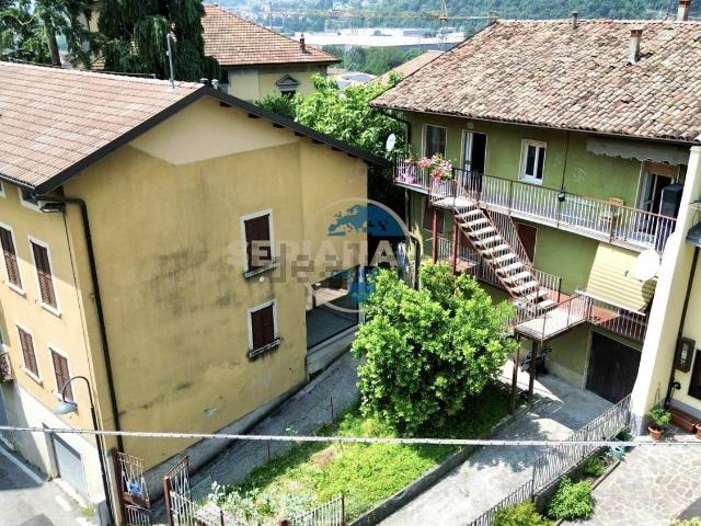 Appartamento in vendita a Pradalunga, Lombardia