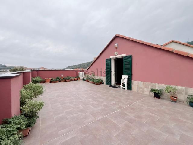 Attico in vendita a Albisola Capo, Liguria