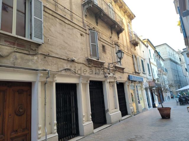 Appartamento in vendita a Centro Storico, Vasto
