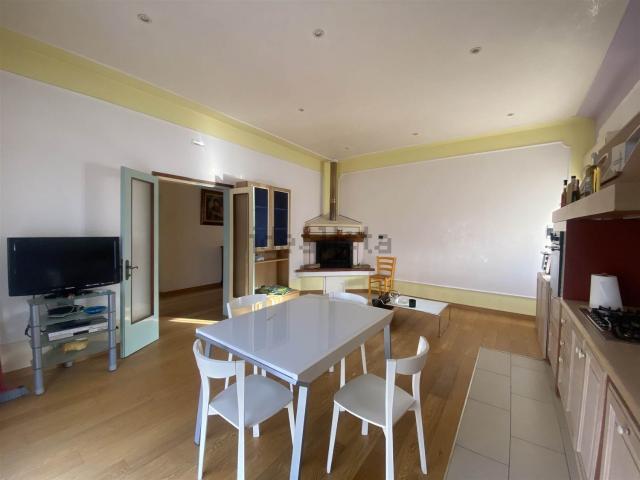 Appartamento in vendita a San Casciano in Val di Pesa, Calzaiolo