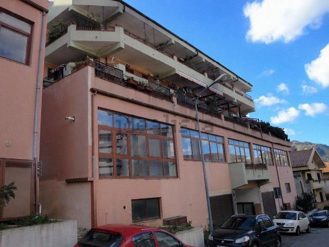 Appartamento in vendita a III Circoscrizione, Messina