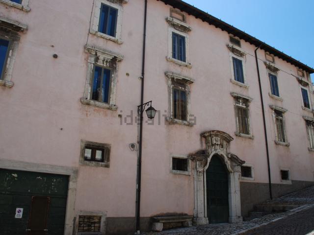 Appartamento in vendita a Pescocostanzo, Abruzzo