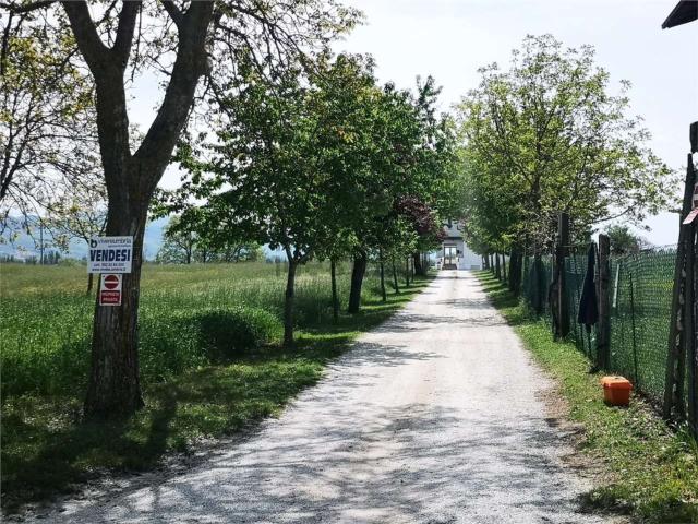 Appartamento in vendita a Cerqueto, Gualdo Tadino