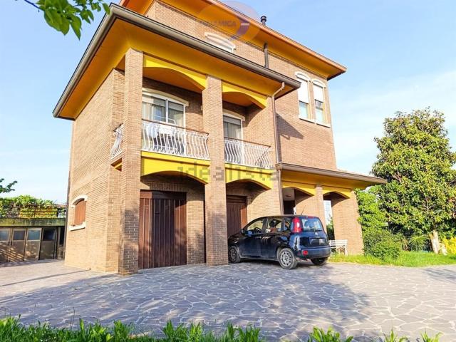 Appartamento in vendita a Cassina de' Bracchi, Casatenovo
