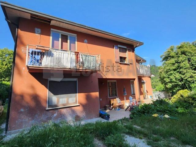 Appartamento in vendita a Rasa, Varese