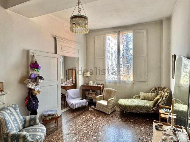 Appartamento in vendita a Porto-Saragozza, Bologna