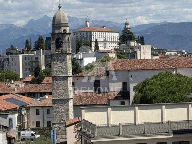 Attico in vendita a Borgo Grazzano, Udine / Udin