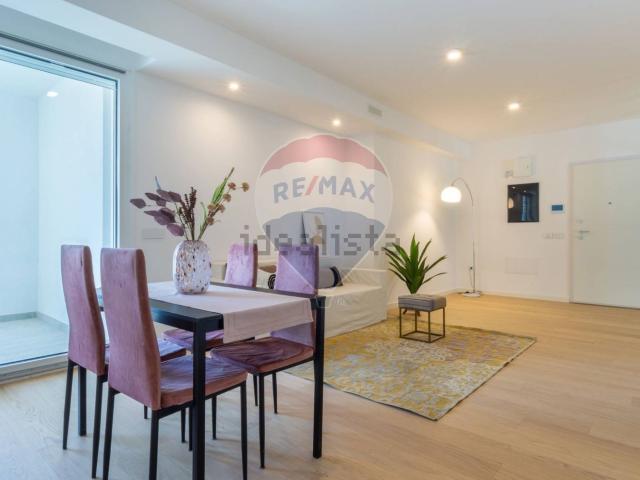 Appartamento in vendita a Bonaria, Cagliari