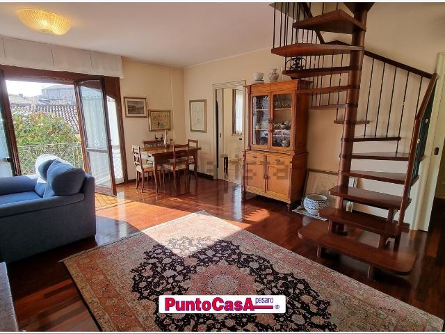 Attico in vendita a Pesaro, Pesaro E Urbino