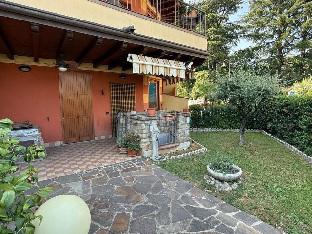 Appartamento in vendita a Paratico, Lombardia
