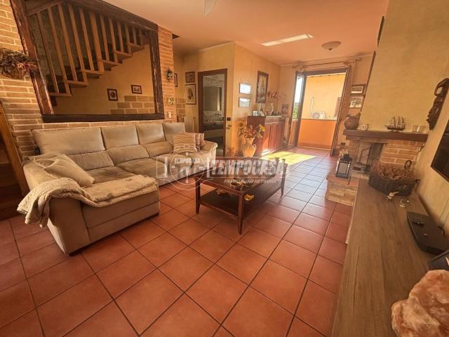 Appartamento in vendita a Sedriano, Lombardia