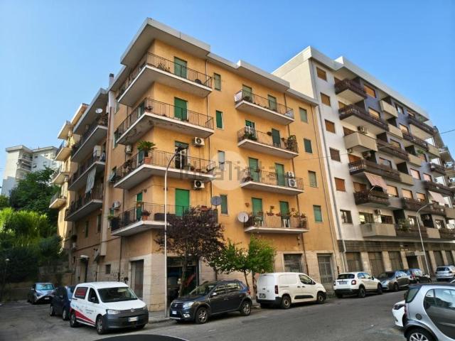 Appartamento in vendita a Città 2000, Calabria
