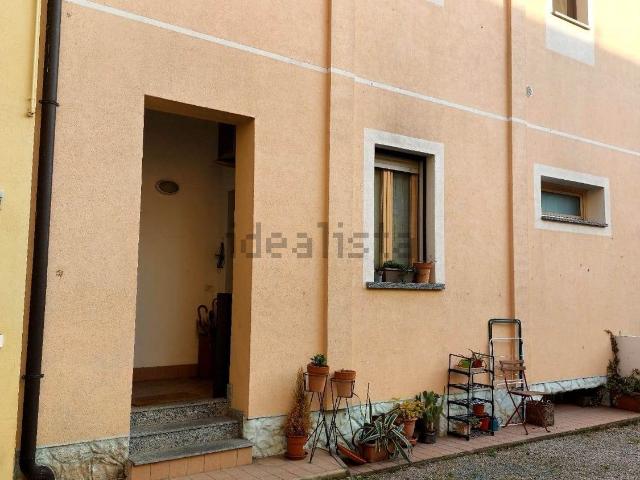 Appartamento in vendita a Barlassina, Lombardia