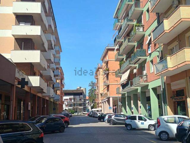 Appartamento in vendita a Montegranaro, Marche