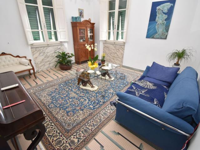 Attico in vendita a Frasso, Seravezza