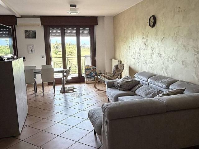 Appartamento in vendita a Paderno, Reana Del Roiale