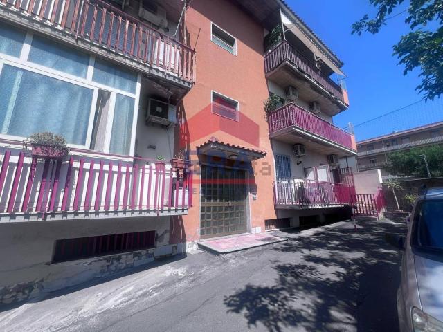 Appartamento in vendita a Aci Catena, Sicilia