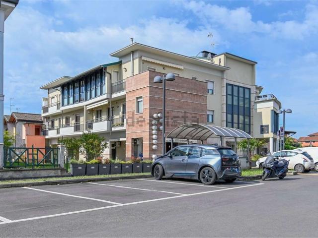 Appartamento in vendita a Romano di Lombardia, Bergamo
