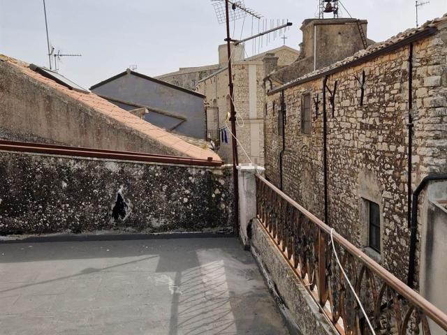 Appartamento in vendita a Giuliana, Sicilia