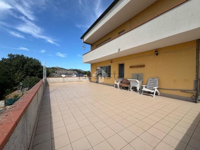 Appartamento in vendita a Val Vomano, Penna Sant'Andrea