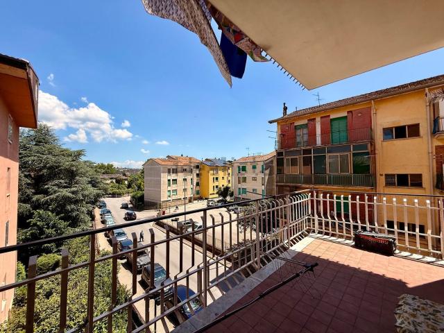 Appartamento in vendita a Avellino, Campania