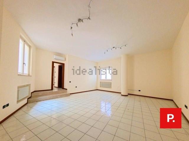 Appartamento in vendita a Centro Storico, Caserta