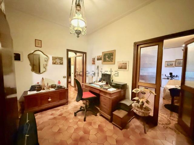 Appartamento in vendita a Quartiere 4, Firenze