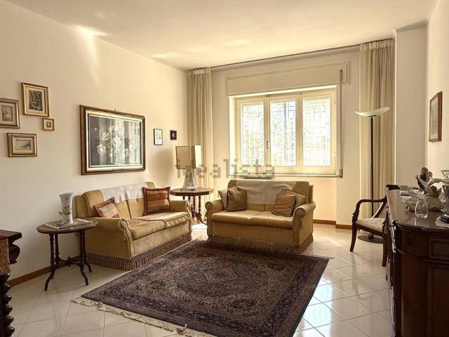 Appartamento in vendita a Giovinazzo, Bari