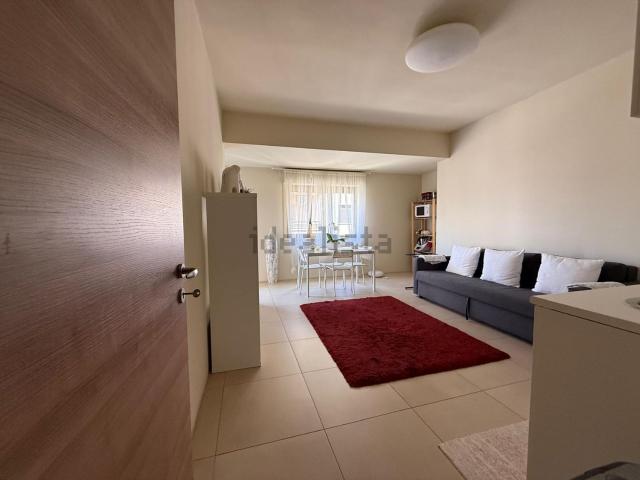 Appartamento in vendita a Calabria, Reggio Calabria
