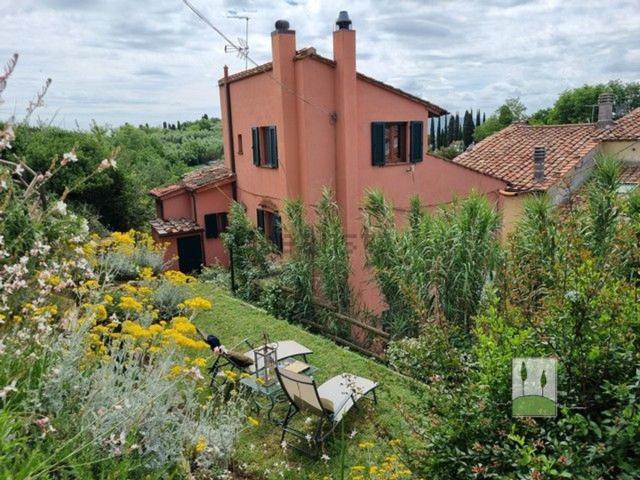 Appartamento in vendita a Peccioli, Toscana