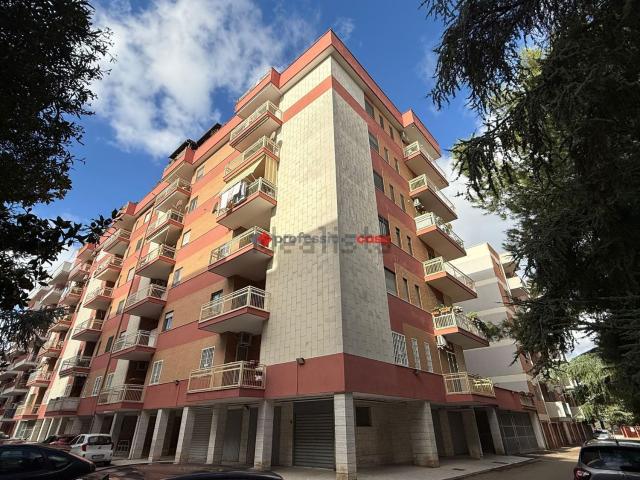 Appartamento in vendita a C.E.P., Puglia
