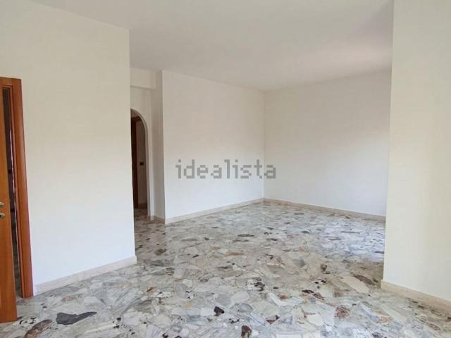 Appartamento in vendita a Centro Storico, Caserta