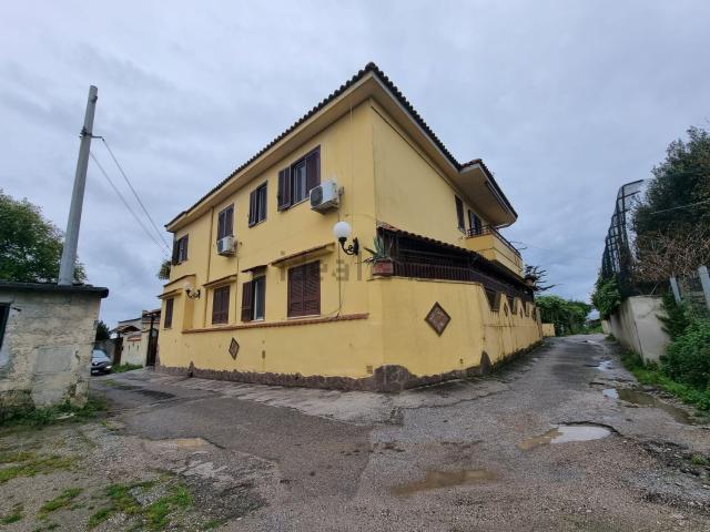 Appartamento in vendita a Giugliano In Campania, Campania
