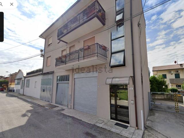 Appartamento in vendita a Alte Ceccato, Montecchio Maggiore
