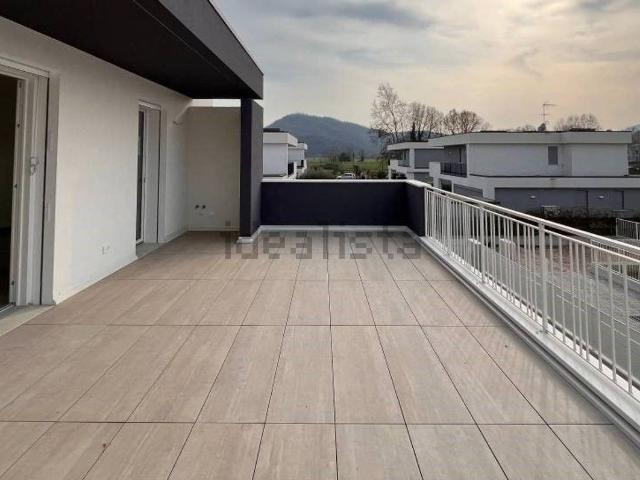 Attico in vendita a Abano Terme Bagni, Veneto