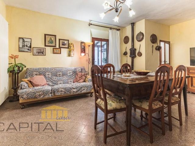 Appartamento in vendita a Lajatico, Toscana