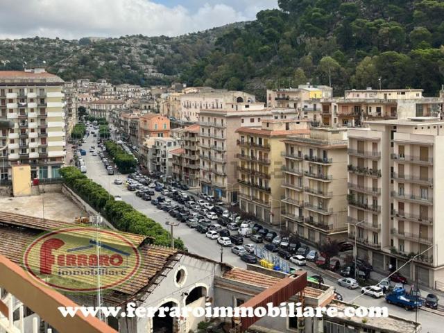 Appartamento in vendita a Modica, Dente