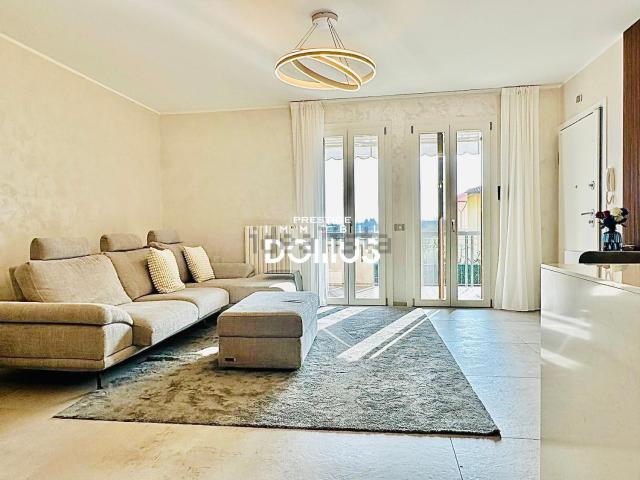Appartamento in vendita a Rivoltella del Garda, Desenzano Del Garda