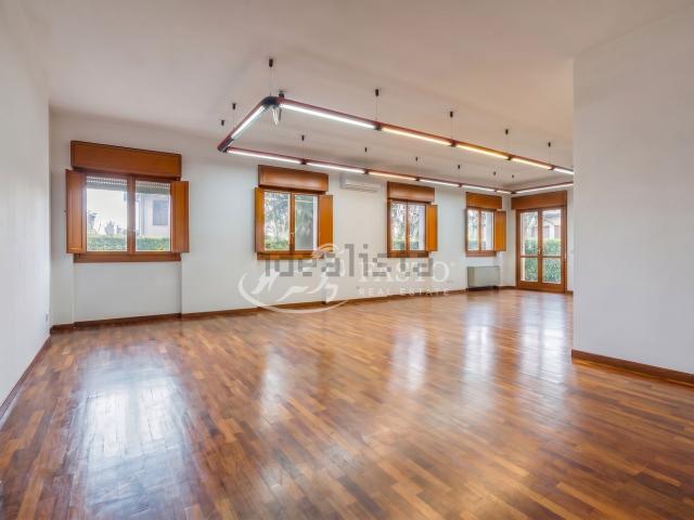 Appartamento in vendita a Cascina del Bruno, Arcore