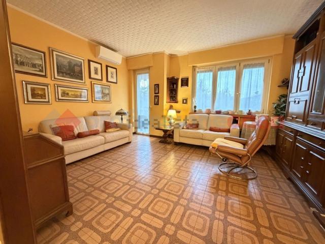 Appartamento in vendita a Quartiere Lavagna, Corsico