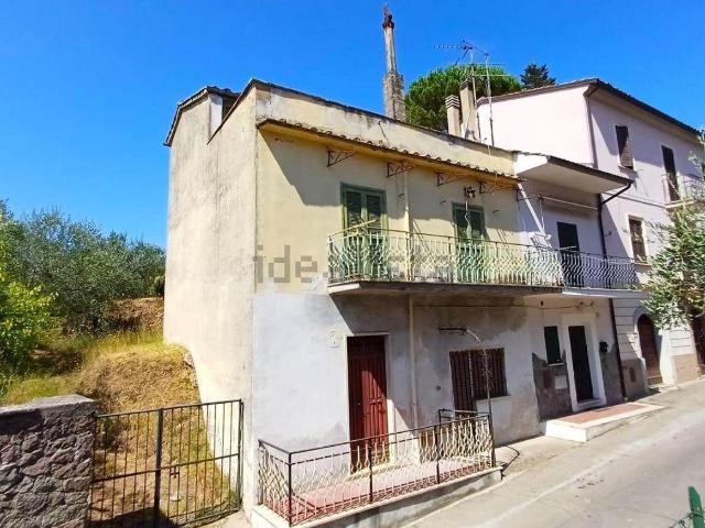 Appartamento in vendita a Bassano In Teverina, Lazio