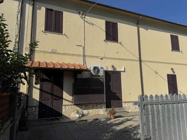 Appartamento in vendita a Rosignano Marittimo, Toscana