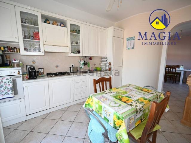 Appartamento in vendita a Sambuco, Marche