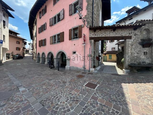 Appartamento in vendita a Sutrio, Friuli-Venezia Giulia