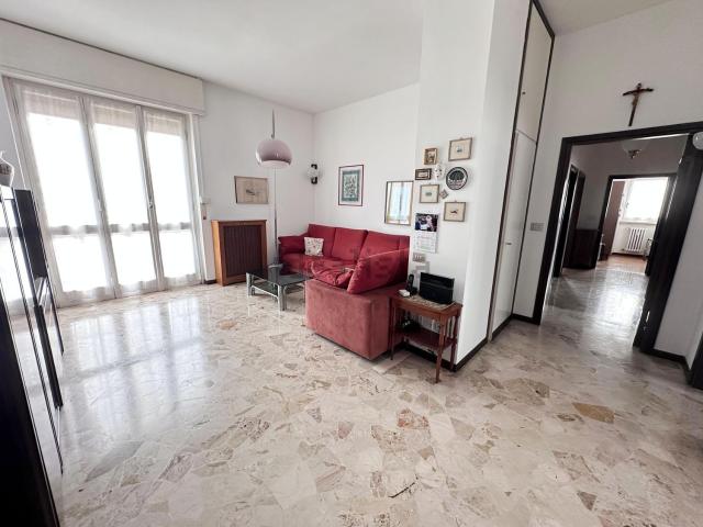 Appartamento in vendita a Rovagnasco, Segrate