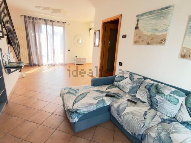 Appartamento in vendita a Marina di Massa, Marina Di Massa