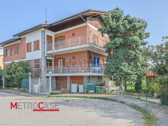 Appartamento in vendita a Pessione, Piemonte